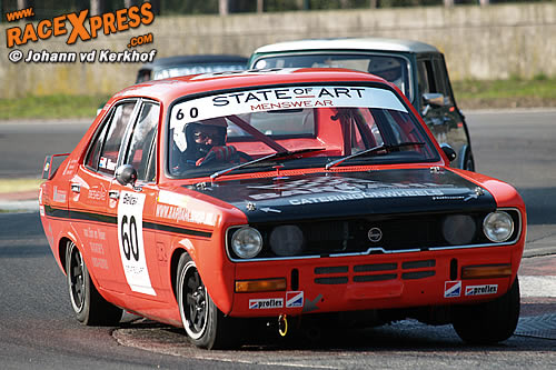 Maurice Visser in actie met de Hillman Avenger Tiger