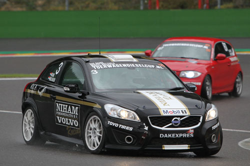 Marcel Roeleveld pakt tweede zege op nat Spa-Francorchamps