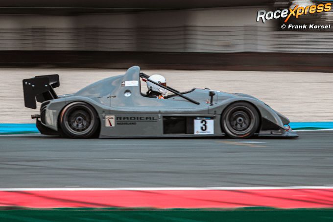 Mitchell van Dijk imponeert met vijf races in één weekend