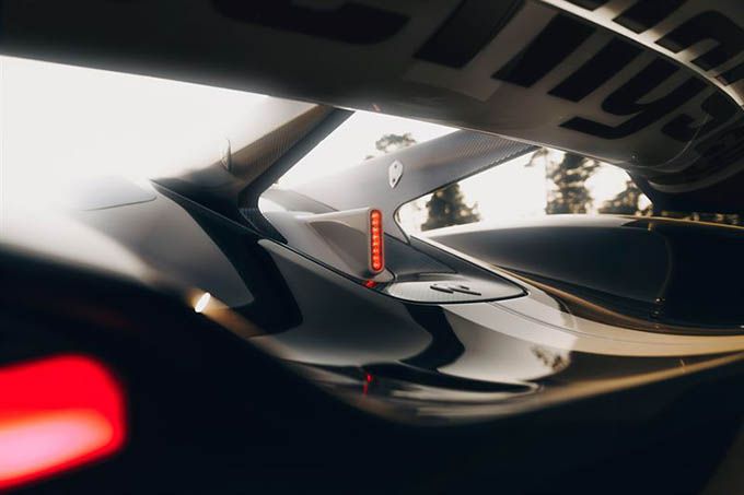 Koeningsegg Sadair's Spear