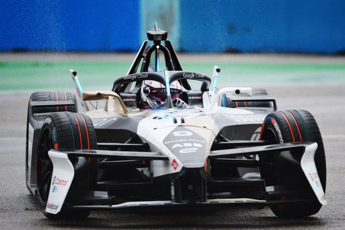 Jaguar TCS Racing domineert E-Prix van Berlijn