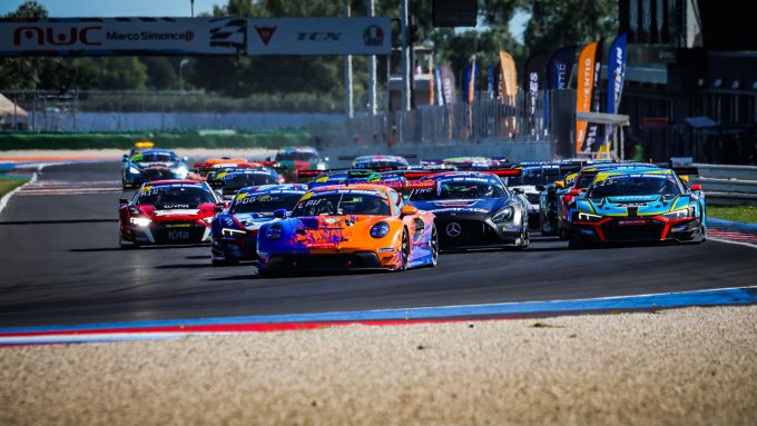 Michelin 24H SERIES European Series 24H BARCELONA 2025 Foto 2