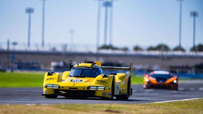 IMSA 24H Daytona 2026 Daytona International Speedway Porsche Foto 17