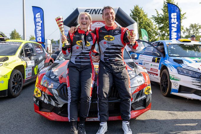 Kevin van Deijne en Lisette Bakker winnen Vechtdal Rally